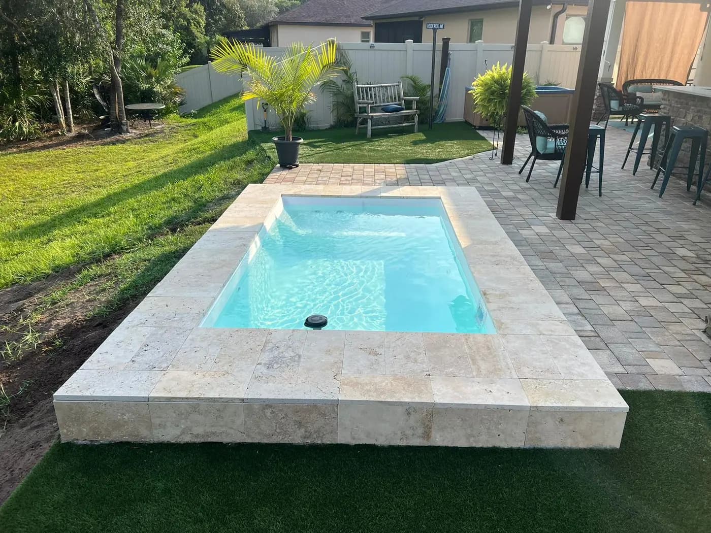 Piscina X-Pools serie Key West instalada